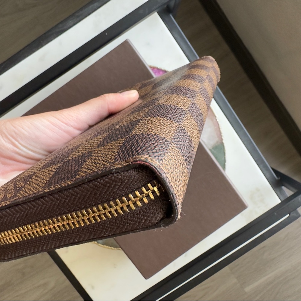 NEW Authentic Louis Vuitton Damier Ebene Brown Zippy Wallet - Picture 6 of 13
